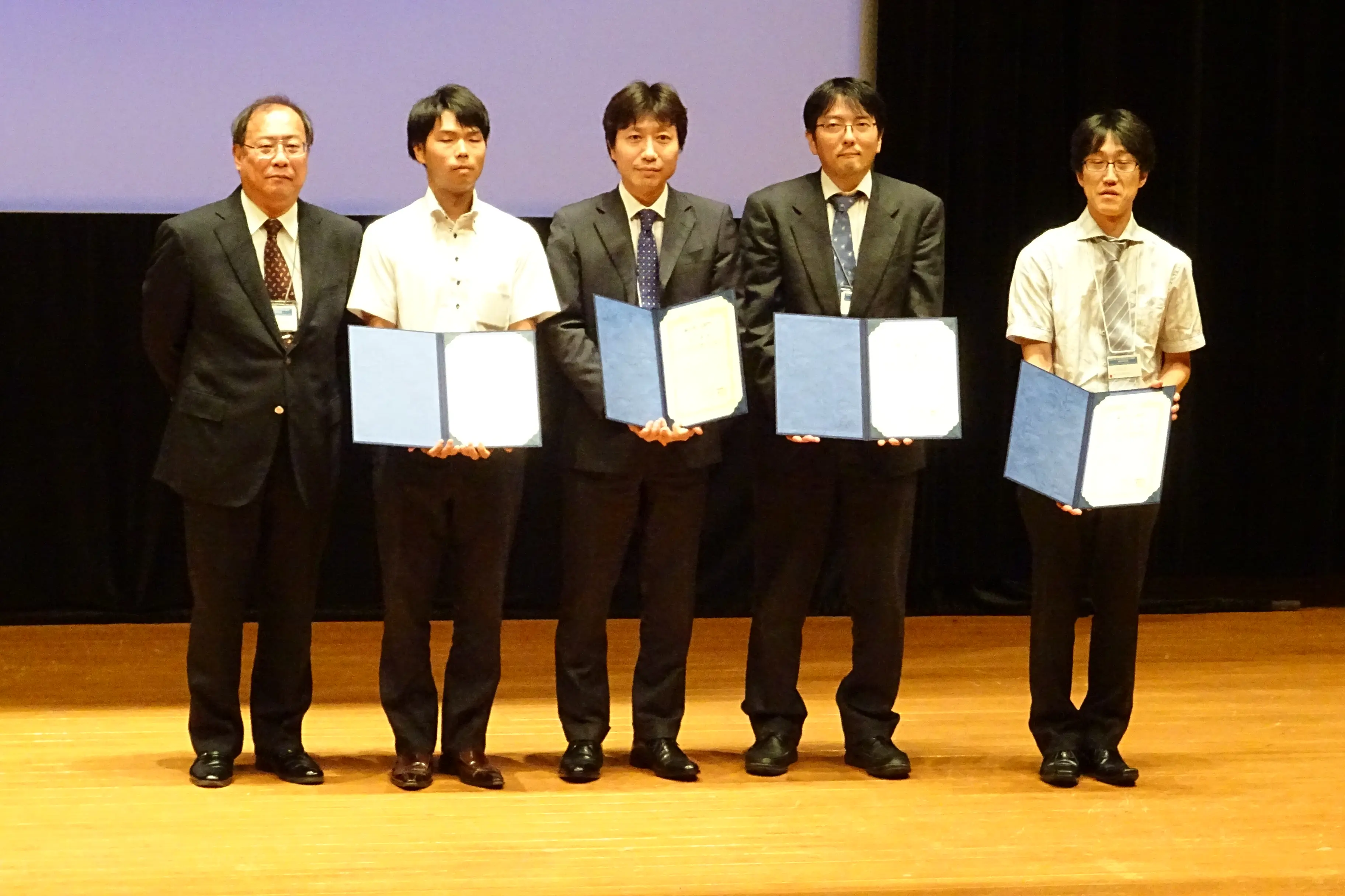 2016年度日本液晶学会論文賞受賞